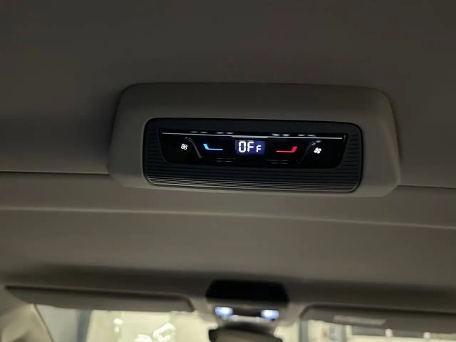 Volkswagen Multivan Style T7