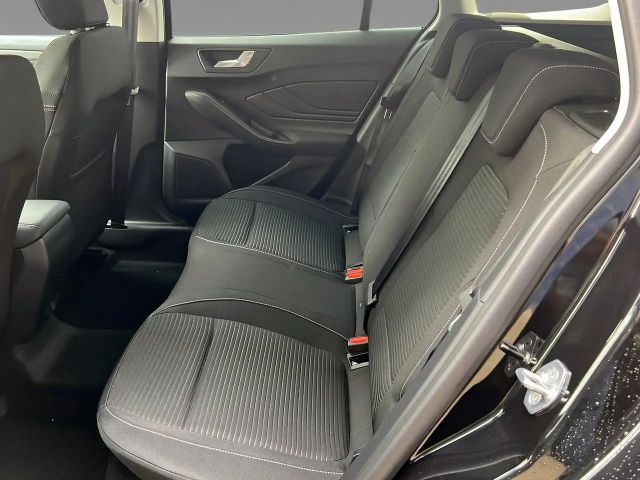 Ford Focus Titanium Wagon