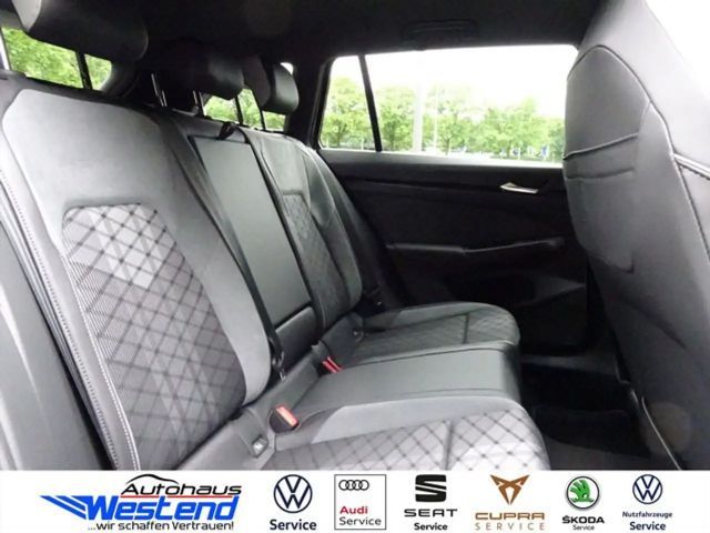 Volkswagen Golf DSG R-Line Variant