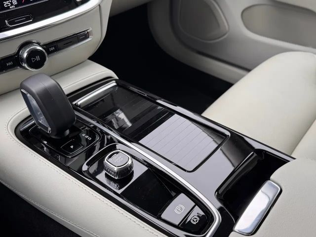 Volvo V60 AWD Recharge T6