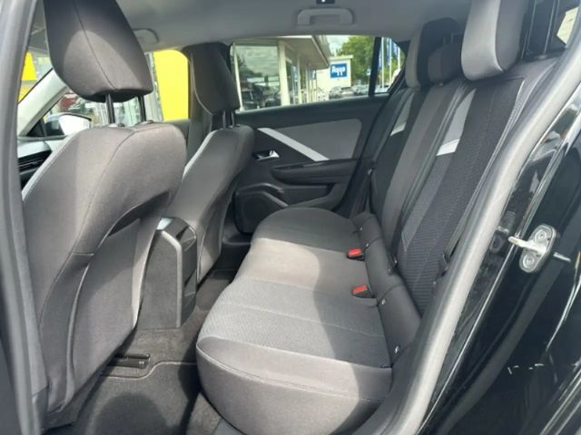 Opel Astra 1.2 Turbo Enjoy Turbo