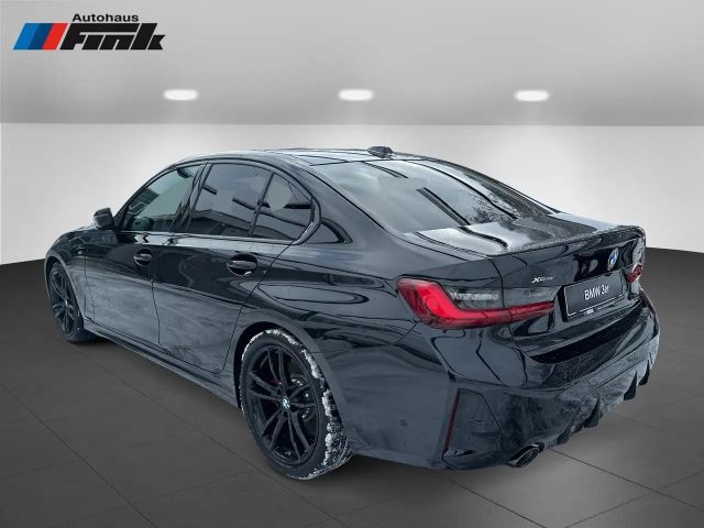 BMW 320 320d M-Sport Sedan xDrive