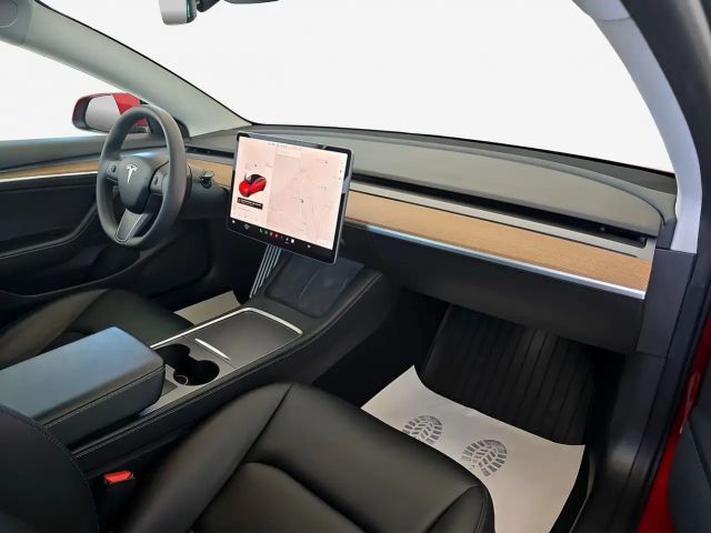 Tesla Model 3 Performance