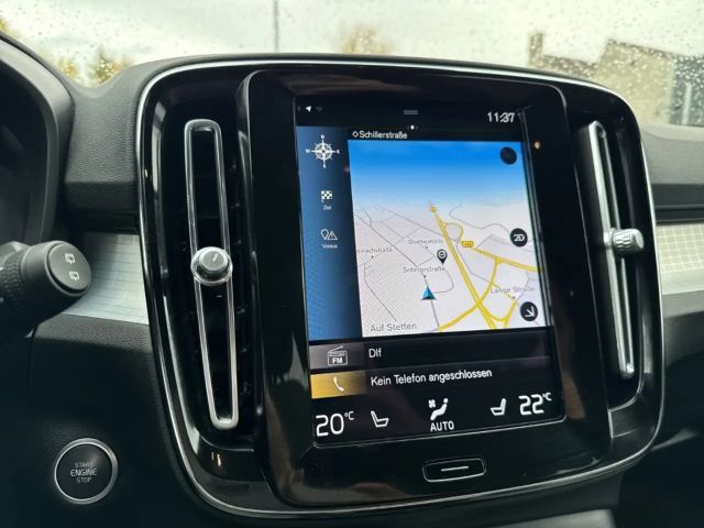 Volvo XC40 Core Recharge