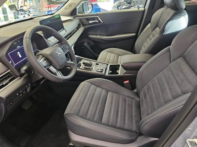 Mitsubishi Outlander 2,4 Intro