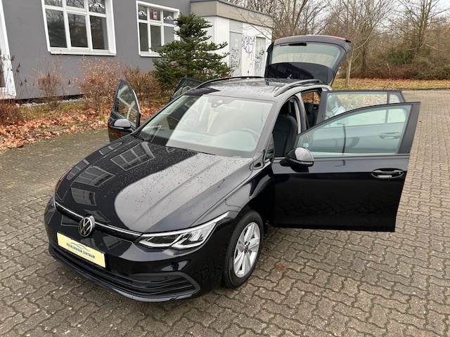 Volkswagen Golf 1.5 eTSI DSG Life Variant