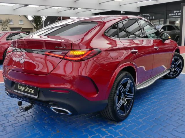 Mercedes-Benz GLC 300 4MATIC AMG Line Coupé