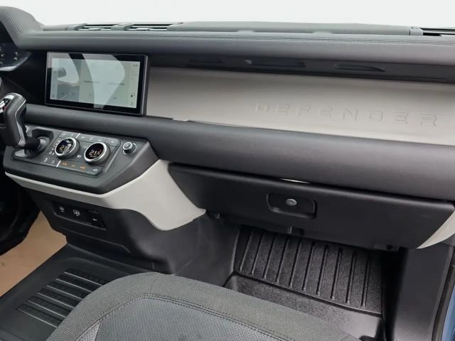 Land Rover Defender 90 D250 SE