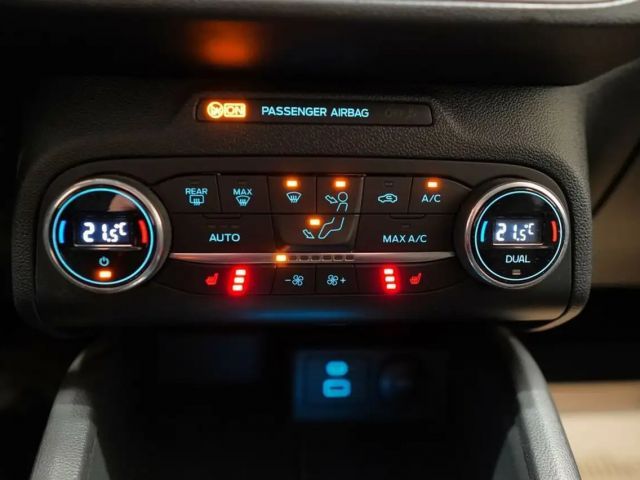 Ford Focus 1,5 EcoBl. Aut. ''LED*NAVI*ACC*W-PAKET*R-KAM''