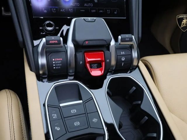 Lamborghini Urus MY22 I AKRAPOVIC I B&O I PANO