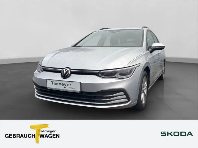 Volkswagen Golf 1.5 eTSI DSG Life Variant