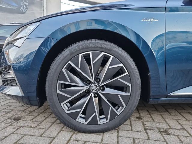 Skoda Superb Combi iV