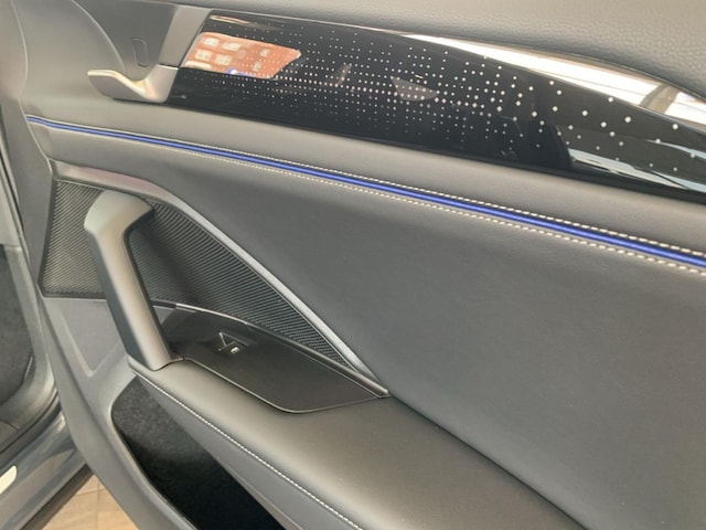 Volkswagen Tiguan R-Line eHybrid