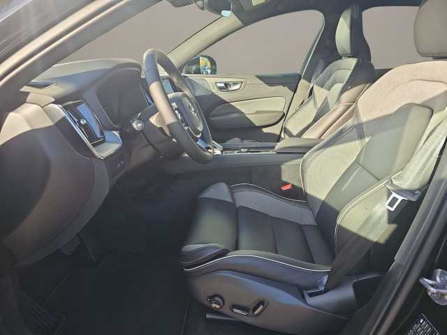 Volvo XC60 AWD Plus T8