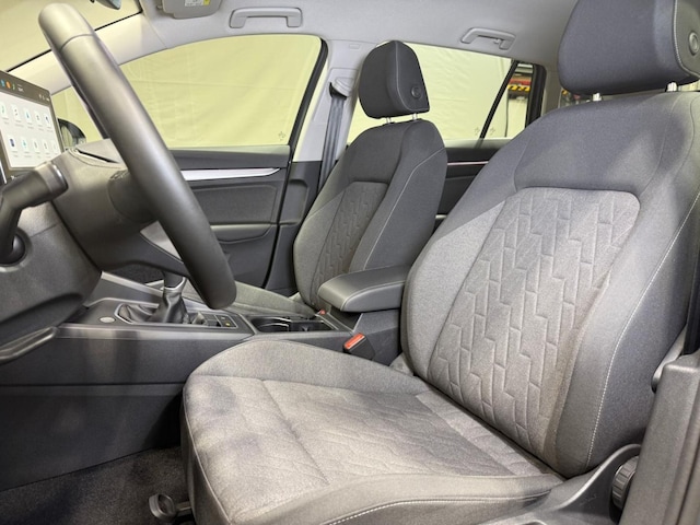 Volkswagen Golf 1.5 TSI Life Variant