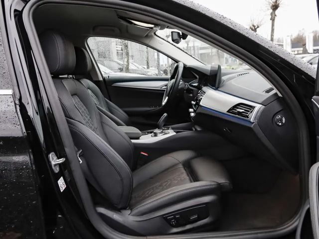 BMW 530 530e Touring