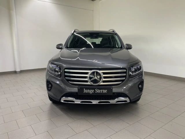 Mercedes-Benz GLB 200 4MATIC GLB 200 d