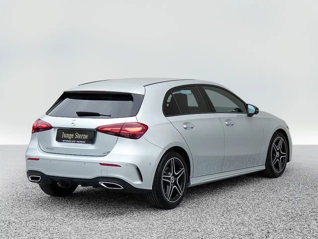 Mercedes-Benz A 180 A 180 d AMG Line Hatchback