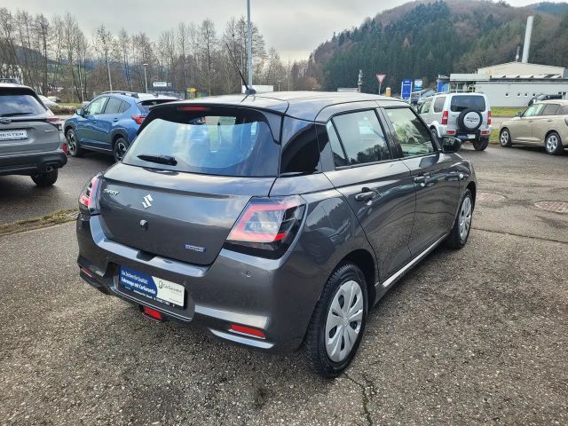 Suzuki Swift Club DualJet Hybrid