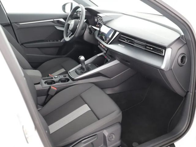 Audi A3 30 TDI Sedan