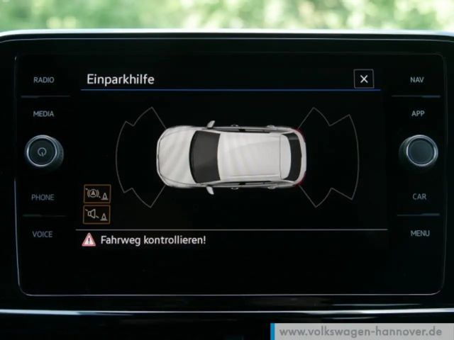 Volkswagen T-Roc 1.5 TSI DSG R-Line Style