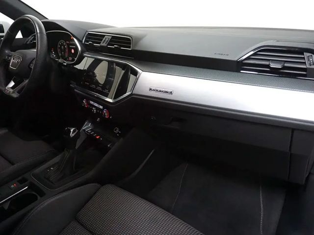 Audi Q3 40 TFSI Quattro S-Tronic