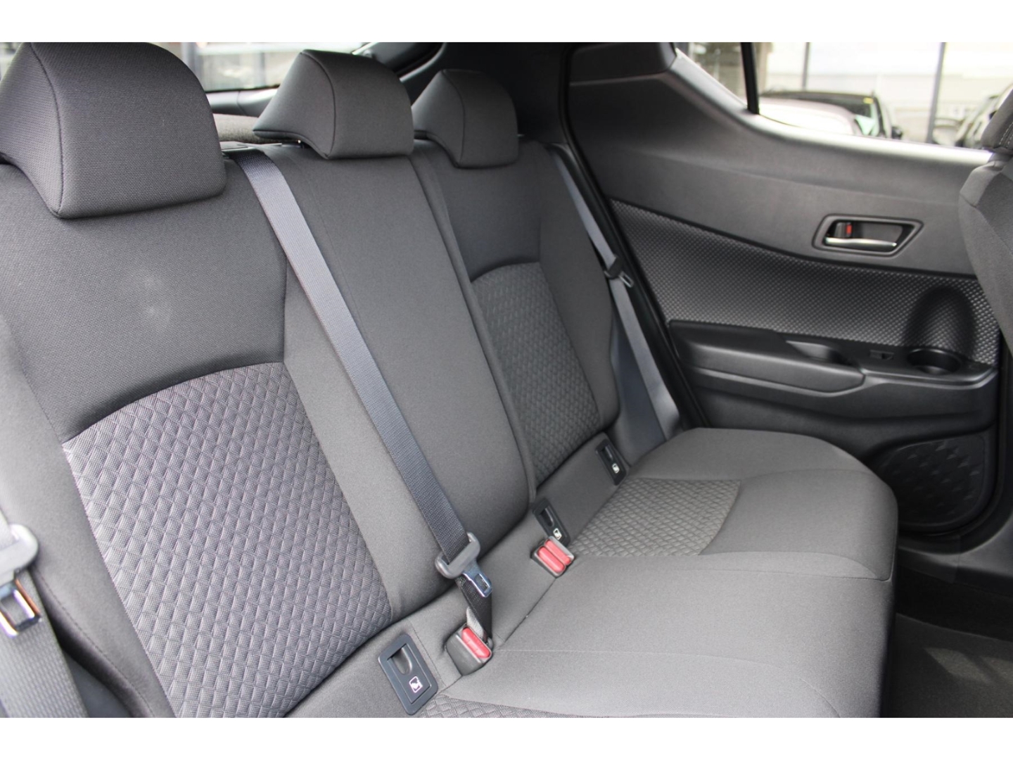 Toyota C-HR 5-deurs Team D