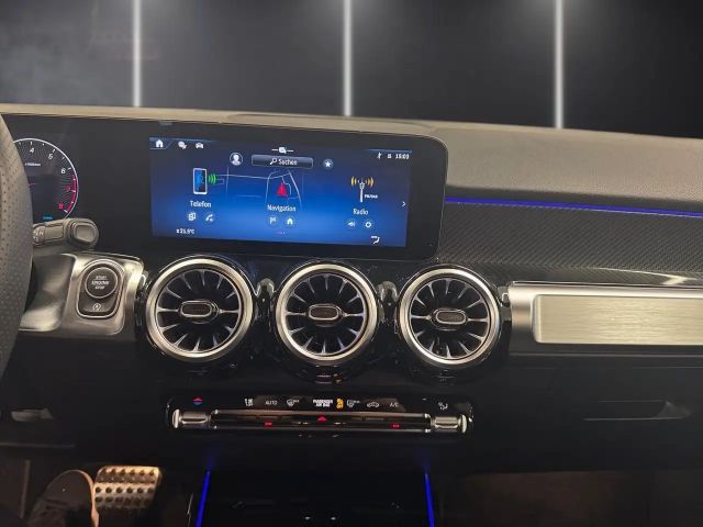 Mercedes-Benz GLB 200 AMG Line