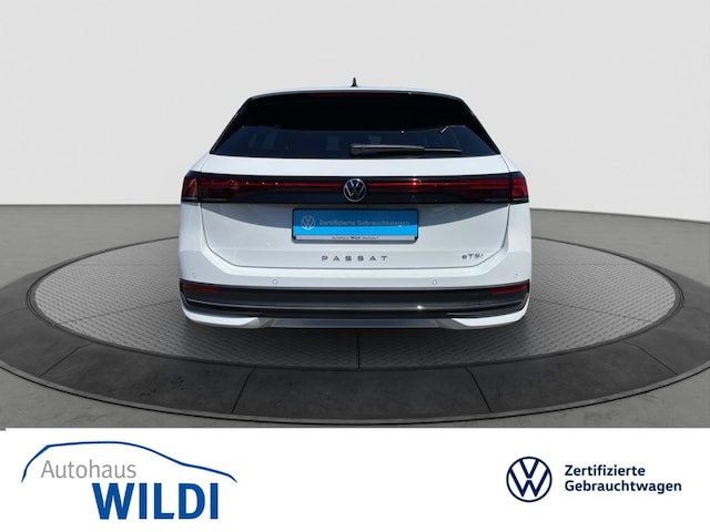 Volkswagen Passat 1.5 eTSI Business DSG