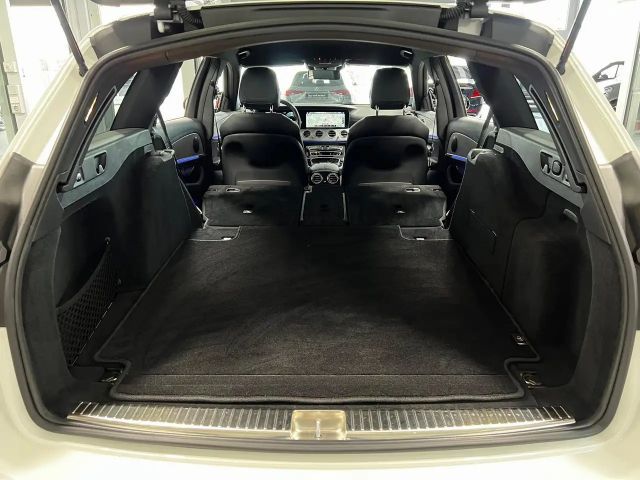 Mercedes-Benz E 200 AMG Line E 200 d Estate