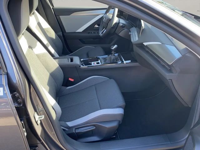 Opel Astra 1.2 Turbo Enjoy Turbo