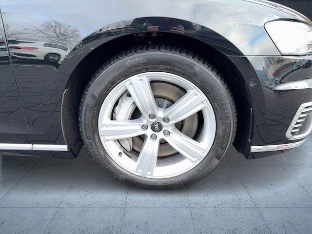 Audi A8 60 TFSI Hybride Quattro