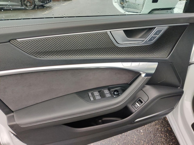 Audi S6 Avant Quattro