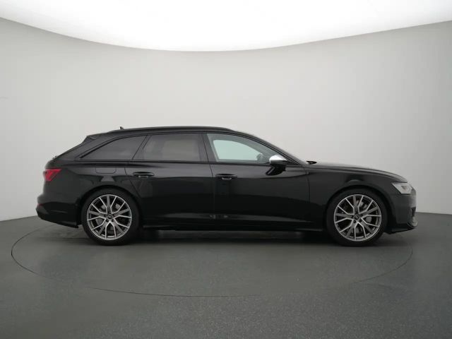 Audi S6 Avant Quattro
