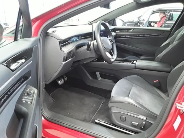 Volkswagen ID.7 IQ.Drive