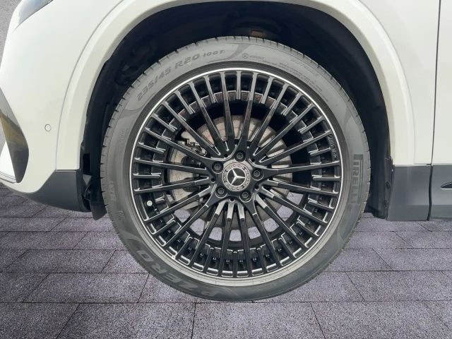 Mercedes-Benz EQA 300 4MATIC AMG Line