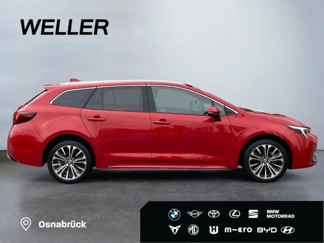 Toyota Corolla Hybride Team D