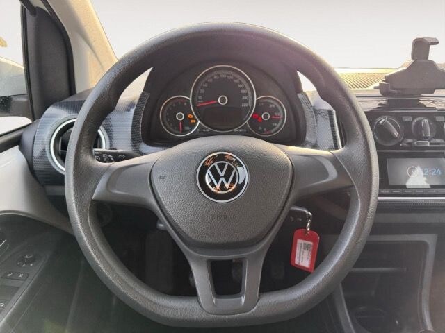 Volkswagen up! Move Move up!