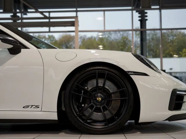 Porsche 911 Carrera Coupé GTS