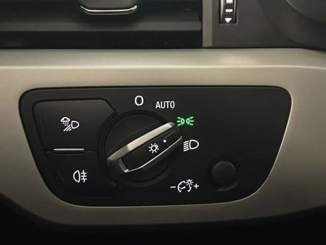 Audi A4 35 TDI Avant S-Line