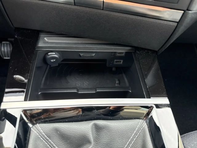 Opel Astra 1.2 Turbo Sports Tourer business+