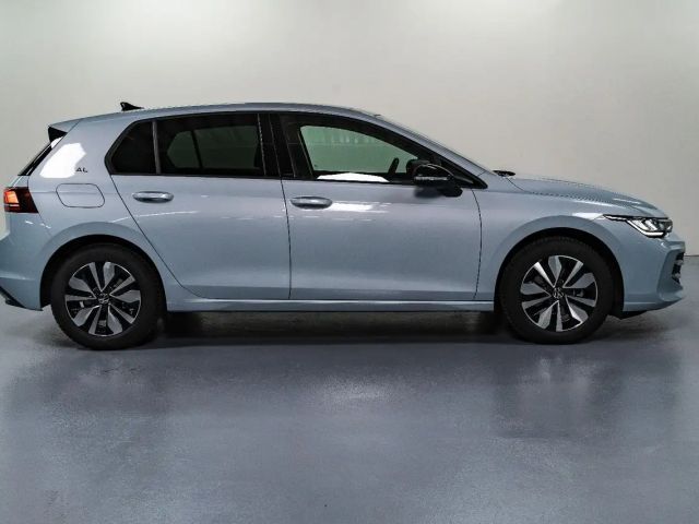 Volkswagen Golf 1.5 eTSI