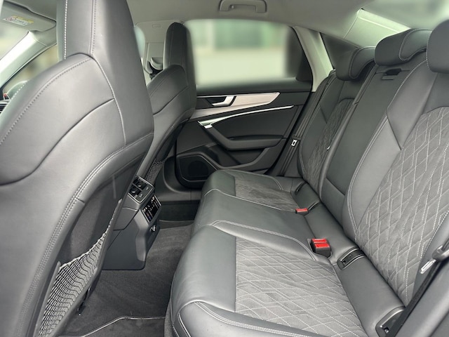 Audi S6 Quattro Sedan