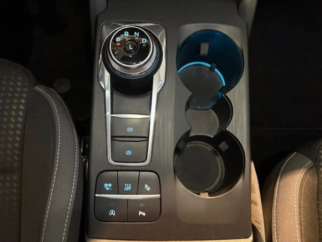 Ford Focus Cool & Connect