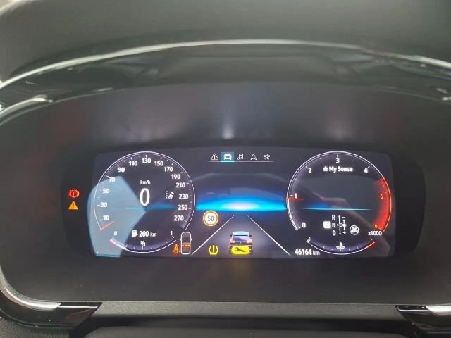 Renault Espace Initiale Paris