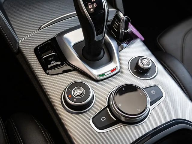 Alfa Romeo Stelvio AT8 Q4 TI Veloce