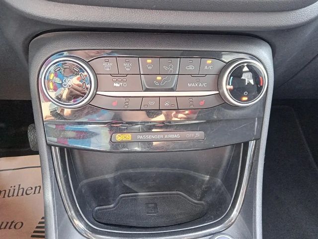 Ford Puma EcoBoost Titanium