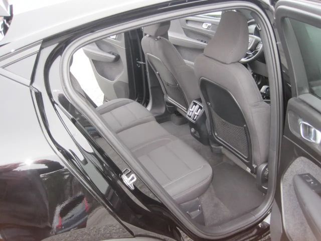 Volvo C40 Core Recharge