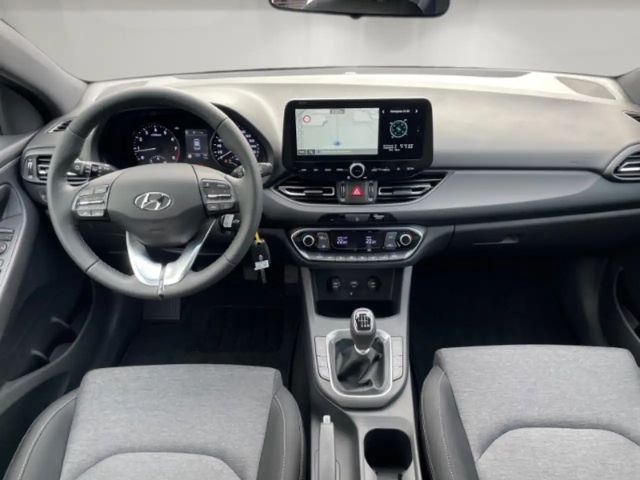 Hyundai i30 Advantage Hybrid