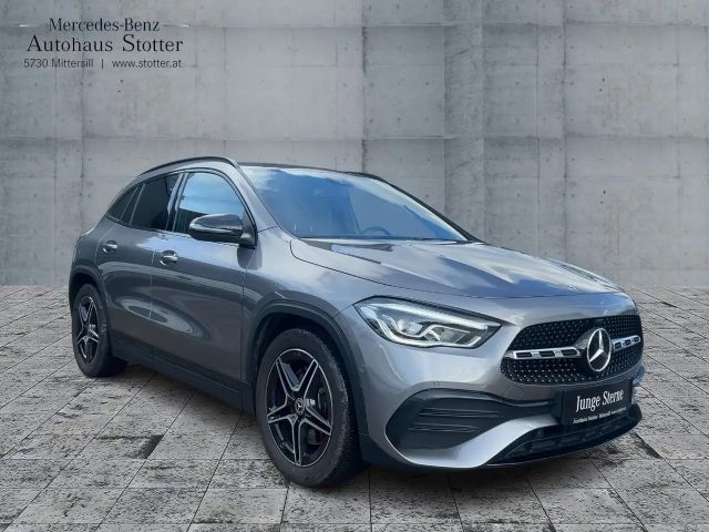 Mercedes-Benz GLA 250 4MATIC AMG Line